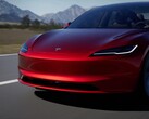 A frente do Tesla Model 3 atualizado é uma das mudanças mais drásticas na estética do veículo. (Fonte da imagem: Tesla)
