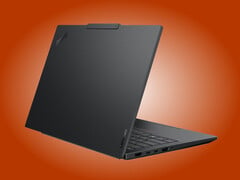 O ThinkPad E14 Gen 8 AMD está disponível apenas na cor preta.