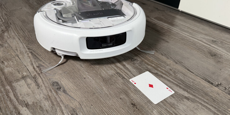 A detecção de obstáculos do DJI Romo P funciona de forma excelente no teste