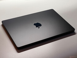 Apple Análise do MacBook Pro 14 M3 Pro. Dispositivo de teste fornecido pelo senhor:
