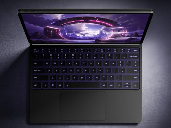 O teclado opcional do Lenovo Y900 13 tem luz de fundo RGB e um trackpad.