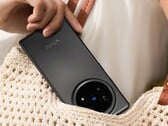 Há rumores de que o Vivo X Fold5 seja equipado com um Snapdragon 8 Gen 3. (Fonte da imagem: Vivo)