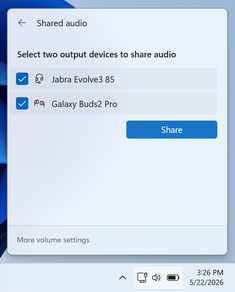 Selecionar dois dispositivos Bluetooth LE Audio compatíveis no menu de configuração.
