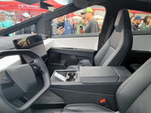 Foto do interior da Tesla Cybertruck sugere assentos ventilados (imagem: Greggertruck)