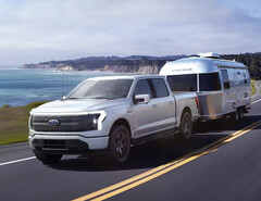 A diferença entre o Cybertruck ideal e o F-150 Lightning não é tão grande quanto você imagina. (Fonte da imagem: Ford) 