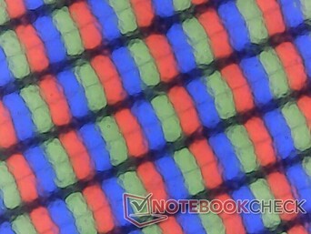 A sobreposição fosca é um pouco mais granulada do que uma alternativa brilhante