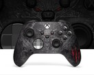 Controle sem fio do Xbox - The Witcher 3 10th Anniversary Special Edition. (Fonte da imagem: Microsoft Xbox)