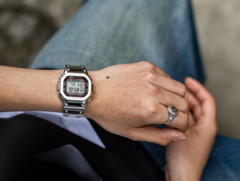 O relógio Casio G-Shock GMW-B5000D-1C (foto) será lançado em mais países europeus. (Fonte da imagem: Casio)