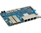 O Banana Pi BPI-R4 mede 148 x 100,5 mm e pesa 250 g. (Fonte da imagem: Banana Pi)