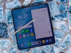 Oppo Find N6 com AI Pen
