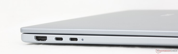 HDMI 2.1, USB-C 3.2 Gen. 2 com DisplayPort 1.4 + fornecimento de energia, USB-C Thunderbolt 4 com DisplayPort 2.1 + fornecimento de energia