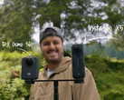 O DJI Osmo 360 e o Insta360 X5 um ao lado do outro. (Fonte da imagem: Benett Graezer)