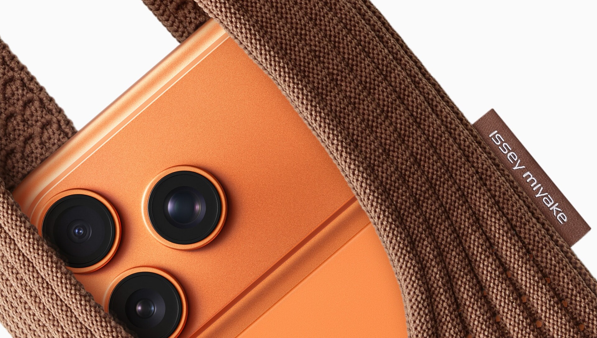 o iPhone Pocket é o primeiro acessório de design peculiar da Apple