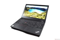 Testando o Lenovo ThinkPad P15 Gen 1, unidade de teste fornecida pelo campuspoint.de