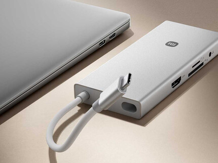 A porta oculta para o cabo integrado (Fonte da imagem: Xiaomi)