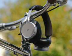 O Beoplay H100 é um dos fones de ouvido sem fio produzidos em massa mais caros do mercado. (Fonte da imagem: Bang & Olufsen)