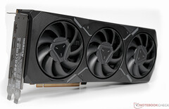 Diz-se que a RX 7800 XT e a RX 7700 XT apresentam a GPU Navi 32. (Fonte: Notebookcheck)