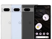 O Pixel 7a deve estar disponível em geral nessas três cores, além de uma quarta opção exclusiva da Google Store. (Fonte da imagem: Roland Quandt - editado)