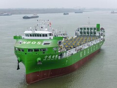 Uma imagem do navio porta-contêineres elétrico Ning Yuan Dian Ku