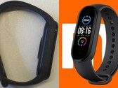 A Xiaomi Mi Band 6 (L) não parece drasticamente diferente da Mi Band 5 (R), pelo menos do lado. (Fonte da imagem: Xiaomi - editado)