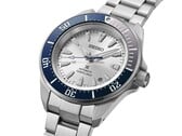 O HBB001, mais acessível, destaca-se com seu distinto bezel azul de dois tons.