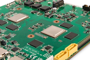 A placa tem dois conectores SATA (Fonte da imagem: Axelera)