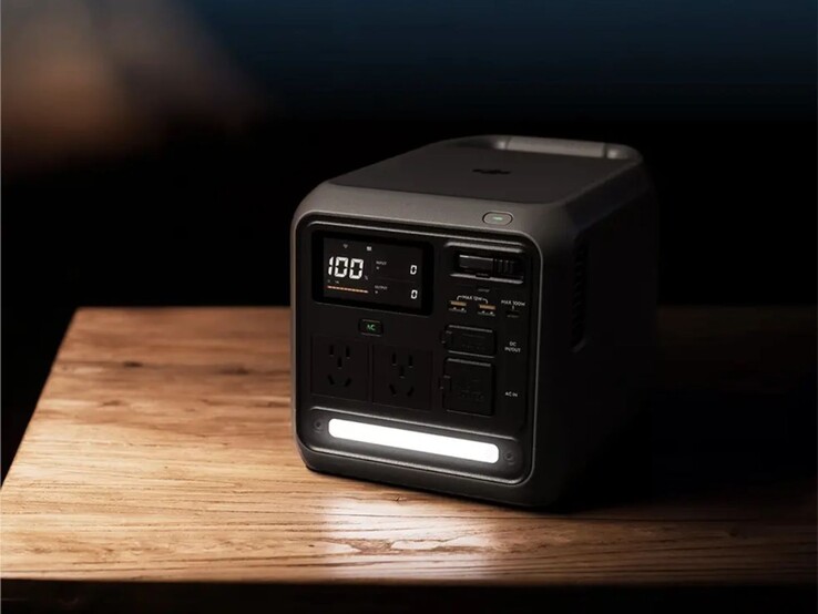 A estação de energia Power 1000 Mini da DJI tem uma luz embutida. (Fonte da imagem: DJI)