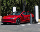 Tesla Model 3 em um Supercharger. (Fonte da imagem: Tesla)