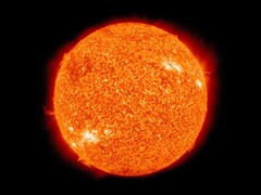 Uma imagem mostrando o sol e várias explosões solares. (Fonte da imagem: WikiImages - Pixabay)