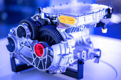 Há um excesso de importações chinesas apesar de nossas próprias inovações? O Volkswagen APP550 e-drive é considerado um dos mais eficientes de sua categoria, com 5 milhões de unidades já produzidas. 