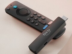 O Fire TV Stick HD (2ª geração) é o dispositivo de streaming Fire TV mais fino.