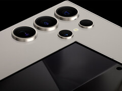 Samsung Galaxy S26 Ultra pode não vir com câmeras duplas de 200 MP, como sugerido por vazamentos anteriores. (Fonte da imagem: Samsung)