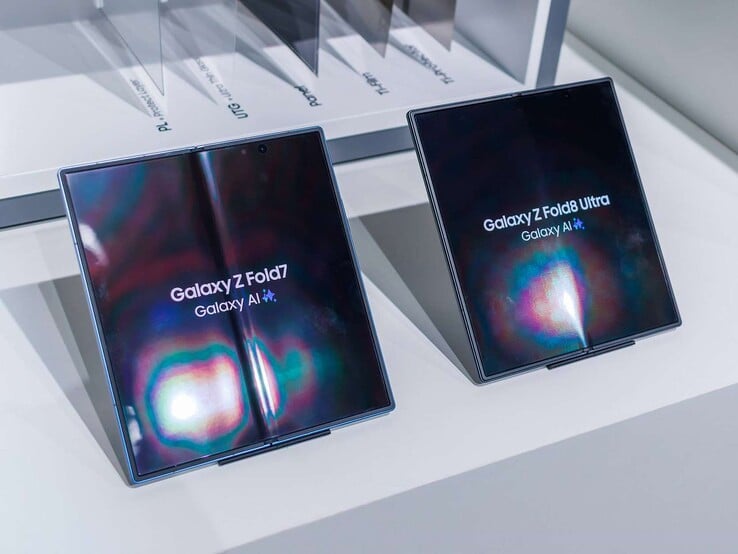 Galaxy Z Fold 7 x Galaxy Z Fold 8