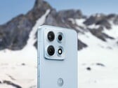 Espera-se que o Motorola Edge 70 Max esteja disponível em pelo menos três cores, incluindo o azul claro.