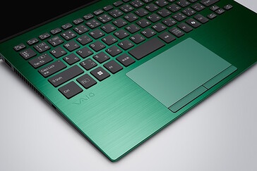 O Vaio SX14-R foi projetado para digitação e cliques silenciosos.