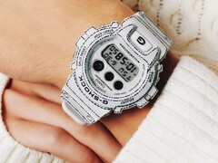 A Casio está trazendo os relógios inspirados em origamis (DW-6900RGM-5 na foto) para o Reino Unido. (Fonte da imagem: Casio)
