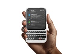 O Clicks Communicator começará a ser comercializado ainda este ano. (Fonte da imagem: Clicks)