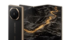 O Mate XT. (Fonte da imagem: Huawei)