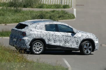 Mercedes GLA: novo SUV compacto na plataforma MMA será elétrico em 2026 e híbrido a partir de 2027. (Fonte da imagem: Autocar)