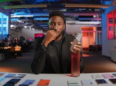 MKBHD elege o Samsung Galaxy S24 Ultra como o smartphone do ano. (Fonte da imagem: MKBHD)