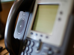 Um telefone fixo