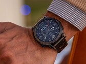 A Garmin está lançando a versão 18.14 do software para os smartwatches da série D2 Mach. (Fonte da imagem: Garmin)