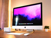 O iMac de 27 polegadas pode ser convertido em um monitor externo de 5K sem nenhuma perfuração ou soldagem. (Fonte de imagem: Luke Miani)
