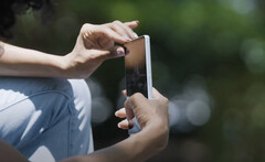 A Sony está comercializando o Xperia 5 V como &quot;um smartphone que abre novas possibilidades&quot;. (Fonte da imagem: Sony)