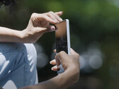 A Sony está comercializando o Xperia 5 V como "um smartphone que abre novas possibilidades". (Fonte da imagem: Sony)
