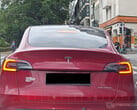 Tesla Model 3 com decalque anti-Musk. (Fonte da imagem: Notebookcheck)