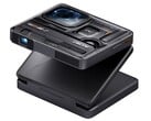 O projetor de bolso Aurzen Zip Pro oferece resolução de 1080p em um design compacto e dobrável.
