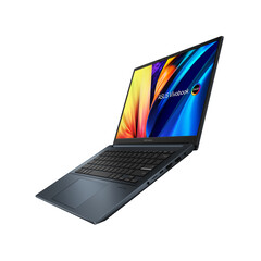 O Vivobook Pro 14 OLED combina o Core i7-12700H e RTX 3050 em uma embalagem de 1,4 kg. (Fonte de imagem: ASUS)