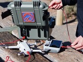 O Yondaway Powchell Charger é à prova d'água IP67 e pode flutuar na água. (Fonte de imagem: Yondaway)