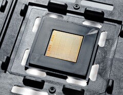 Os novos chips de classe de servidor Power10 da IBM são fabricados no processo EUV de 7 nm da Samsung. (Imagem: IBM)